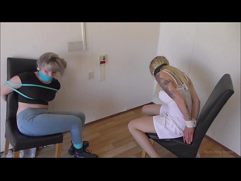 ❤️ צוגעבונדן / צוגעבונדן און געגאסען / מיידל אין נויט ❤️ סעקס ווידעא ביי אונדז yi.xxxnd-com.ru ❌️